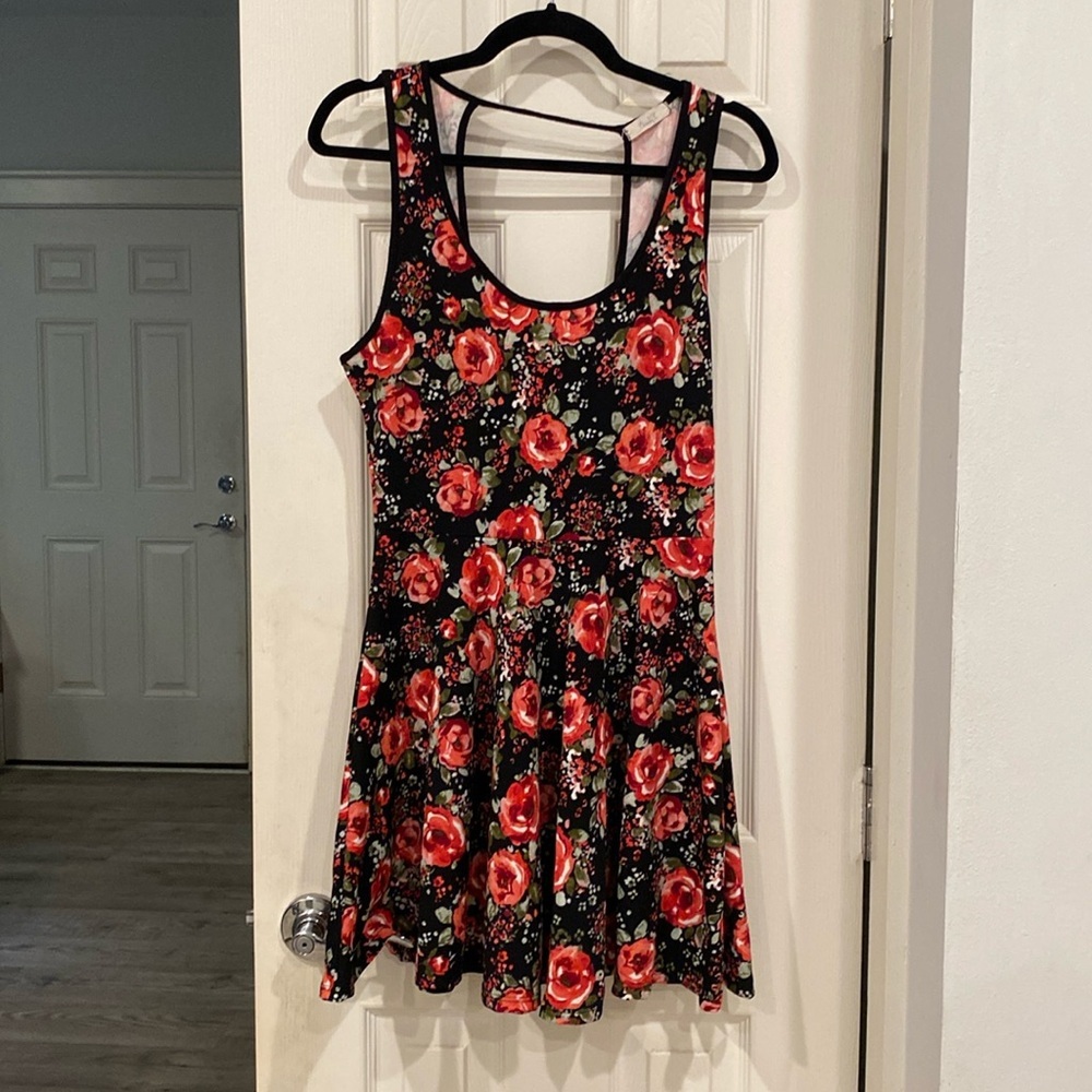Black Floral Sleeveless Mini Dress from Mandy K, size M